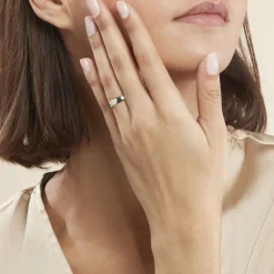 Histoire d'Or Alliance Artemissia Ruban Plat Or Blanc Hot