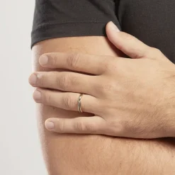 Histoire d'Or Alliance Camille Ruban Plat or jaune