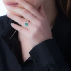 Histoire d'Or Bague Crista Et Diamant or blanc emeraude New