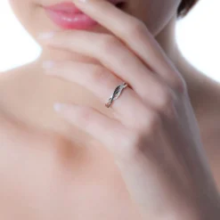 Histoire d'Or Bague Naciye Or Blanc Diamant