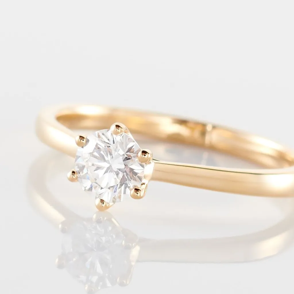 Histoire d'Or Bague Solitaire Athena or jaune diamant