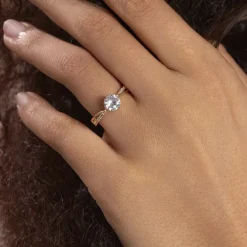 Histoire d'Or Bague Solitaire Sarah-lee Plaqué Or Jaune Oxyde De Zirconium Best