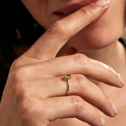 Histoire d'Or Bague Valentino Or Blanc Péridot or blanc péridot vert Hot