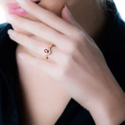 Histoire d'Or Bague Vladimir Or Jaune Rubis Et Diamant