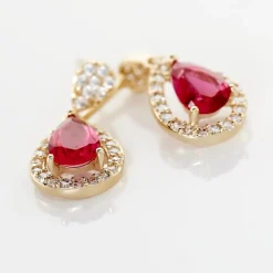 Histoire d'Or Boucles D'oreilles Pendantes Brigita Plaqué Or Pierre Et Oxyde plaqué or jaune pierre rouge Sale