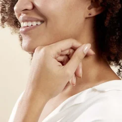 Histoire d'Or Boucles D'oreilles Puces Elea Serti Griffe Or Jaune Rubis New