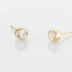 Histoire d'Or Boucles D'oreilles Puces Elda Serti Clos Or Jaune Oxyde De Zirconium