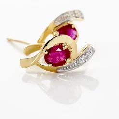 Histoire d'Or Boucles D'oreilles Puces Sagesse Or Jaune Rubis Et Diamant Sale