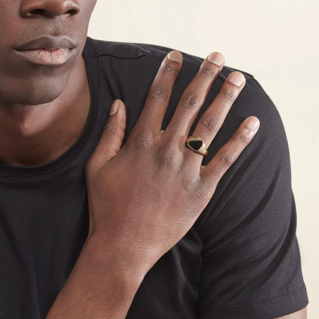 Histoire d'Or Chevalière Plaqué Or Jaune Nelson Email Noir Hot