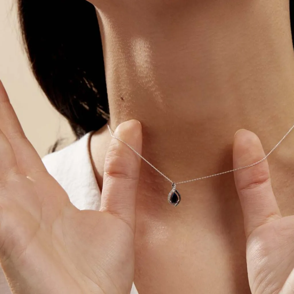 Histoire d'Or Collier Angelika Et Diamant or blanc saphir New