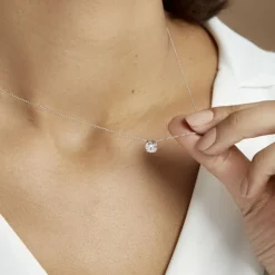 Histoire d'Or Collier Collection Aphrodite Or Blanc Diamant Synthetique or blanc diamant synthétique Online