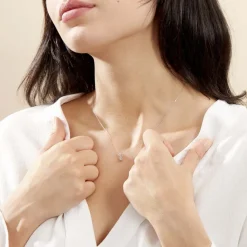 Histoire d'Or Collier Orphee Or Blanc Diamant Best