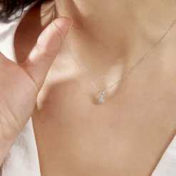 Histoire d'Or Collier Orphee Or Blanc Diamant Best