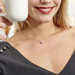 Histoire d'Or Collier Renaldine or blanc rubis Hot