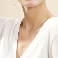 Histoire d'Or Collier Vrille Accompagnee or blanc diamant