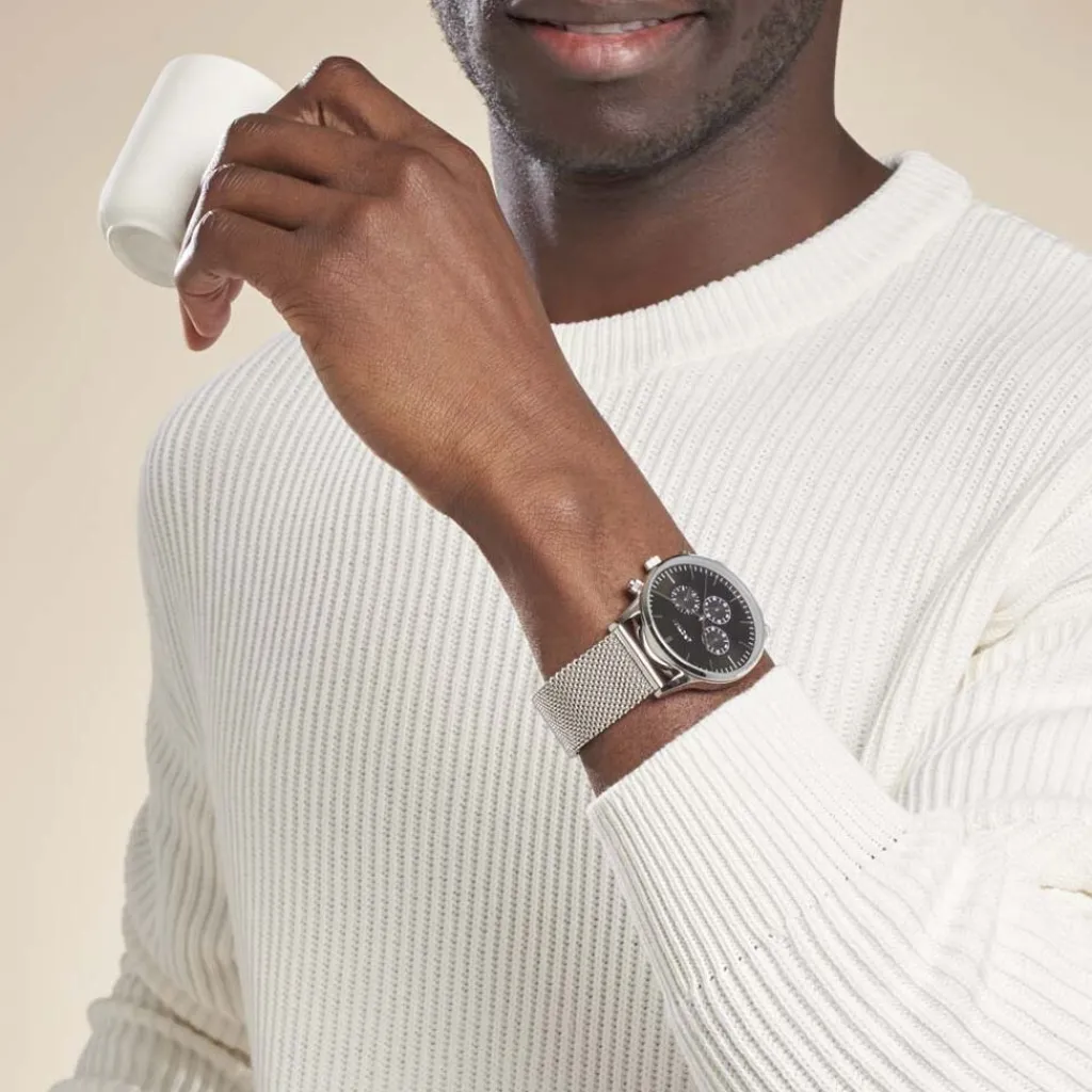 ARCTIK Montre Escale Noir cadran argenté fond noir bracelet acier argenté Clearance