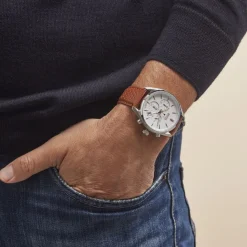 HUGO BOSS Montre Boss Champion Blanc cadran argenté fond blanc bracelet cuir marron Best