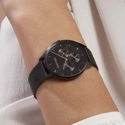 CALVIN KLEIN Montre Timeless Multi Noir cadran noir fond noir bracelet acier noir Outlet