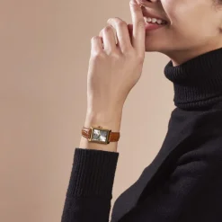 CASIO COLLECTION Montre Argente cadran dore fond argenté bracelet cuir marron Hot