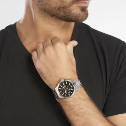 CASIO EDIFICE Montre Noir cadran argenté fond noir bracelet acier argenté New