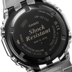 CASIO G-SHOCK Montre Classic Noir cadran argenté fond noir bracelet acier argenté