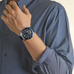 CASIO EDIFICE Montre Casio Noir cadran argenté fond noir bracelet acier argenté New