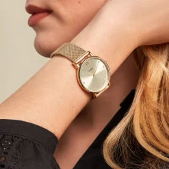 CLUSE Montre Minuit Champagne cadran doré fond champagne bracelet acier doré New