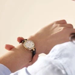 CODHOR Montre Leonie Argenté cadran doré fond argenté bracelet synthétique noir Clearance