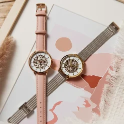 CODHOR Montre Louise Blanc cadran doré rose fond blanc bracelet synthétique rose Best