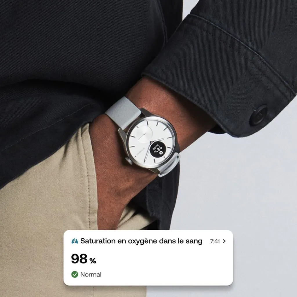 WITHINGS Montre Connectée Scanwatch Light cadran argenté bracelet silicone gris Discount