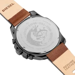 DIESEL Montre Mega Chief Noir cadran noir fond noir bracelet cuir marron Outlet