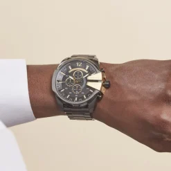 DIESEL Montre Mega Chief Noir cadran noir fond noir bracelet acier noir Best