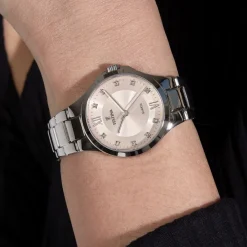 FESTINA Montre Mademoiselle Rose cadran argenté fond rose bracelet acier argenté Outlet