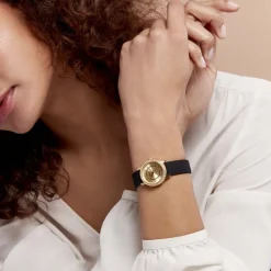 GUESS Montre Melody Champagne cadran doré fond champagne bracelet silicone noir Sale