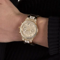 GUESS Montre Moonlight Champagne cadran doré fond champagne bracelet acier doré Sale