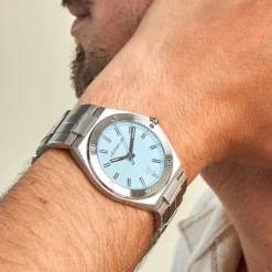 HERBELIN Montre Cap Camarat Bleu cadran argenté fond bleu bracelet métal argenté Discount