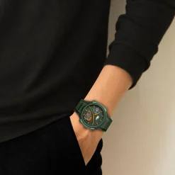 LACOSTE Montre Lc33 Kaki cadran kaki fond kaki bracelet silicone kaki Discount