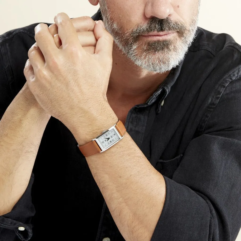 LIP Montre Churchill T18 Argenté cadran argenté fond argenté bracelet cuir marron Sale