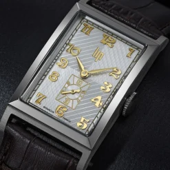 LIP Montre Churchill T24 Argenté