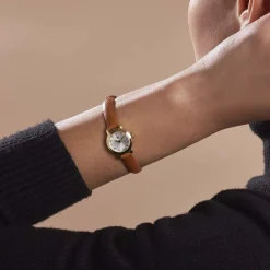 LIP Montre Henriette 19 Argenté cadran doré fond argenté bracelet cuir marron New