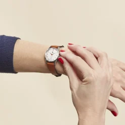 LIP Montre Himalaya 29 C艙ur Battant Argenté cadran argenté fond argenté bracelet cuir marron