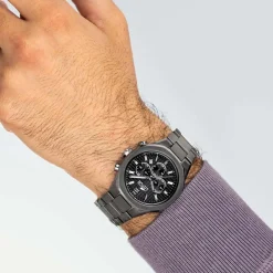 LOTUS Montre Excellent Noir cadran noir fond noir bracelet acier noir