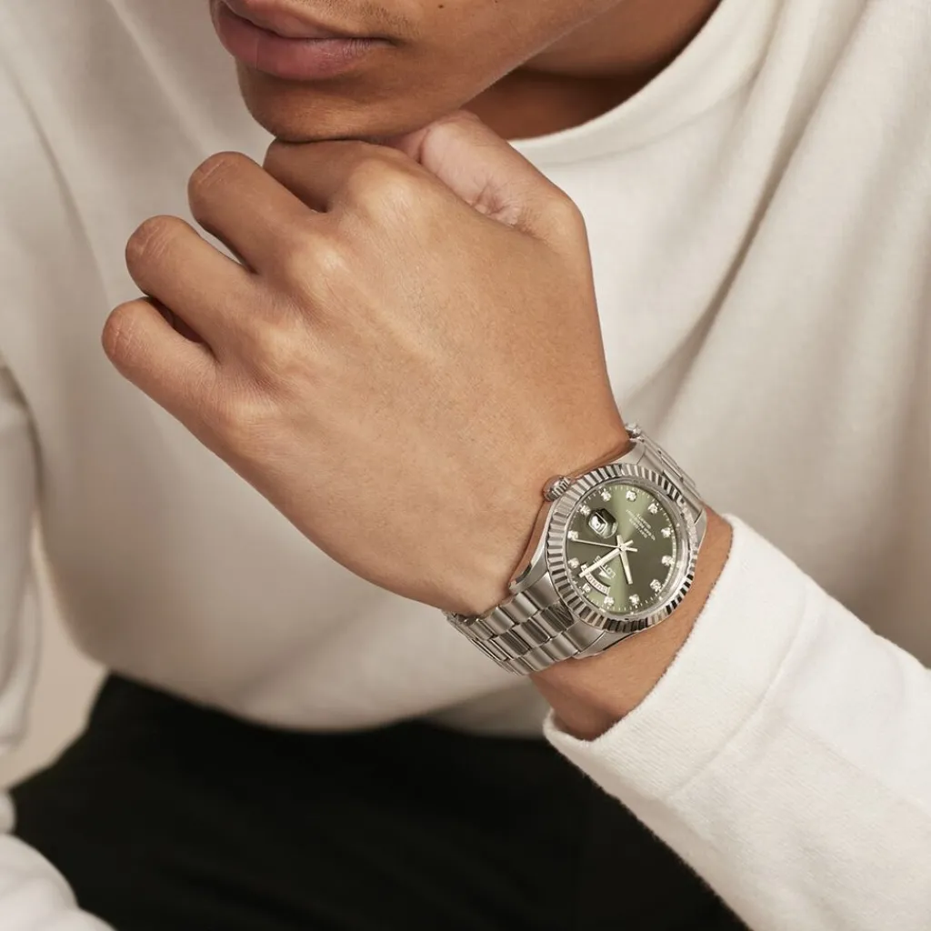 LOTUS Montre Freedom Collection Vert cadran argenté fond vert bracelet acier argenté Clearance