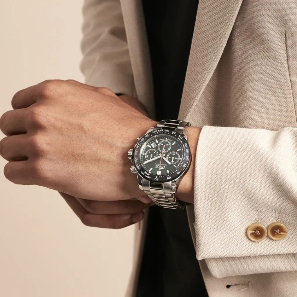 LOTUS Montre Freedom Collection Vert cadran argenté fond vert bracelet acier argenté Outlet