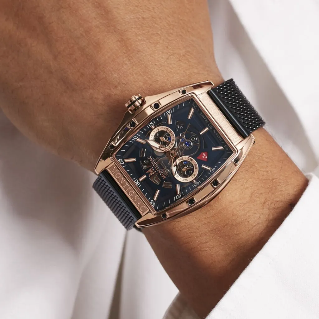 MONTIGNAC Montre Tonneau Bleu Sale
