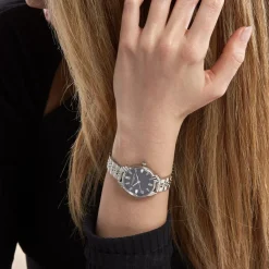 OLIVIA BURTON Montre Art Deco Bleu cadran argenté fond bleu bracelet acier argenté Discount