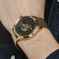 PIERRE LANNIER Montre Automatique Noir cadran doré fond noir bracelet acier doré New