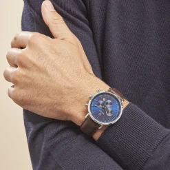 PIERRE LANNIER Montre Baron Bleu cadran argenté fond bleu bracelet cuir brun Outlet