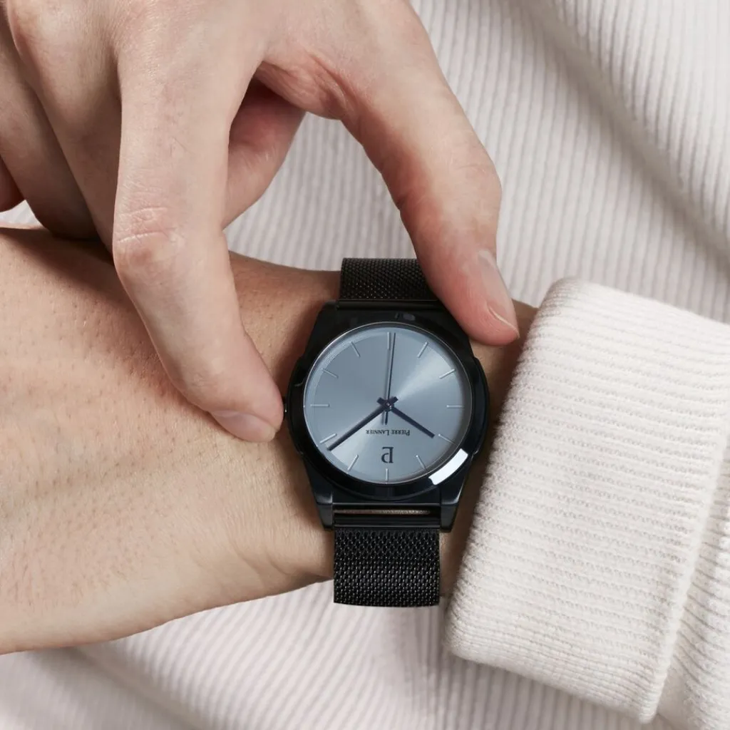 PIERRE LANNIER Montre Candide Bleu cadran bleu fond bleu bracelet acier bleu Sale