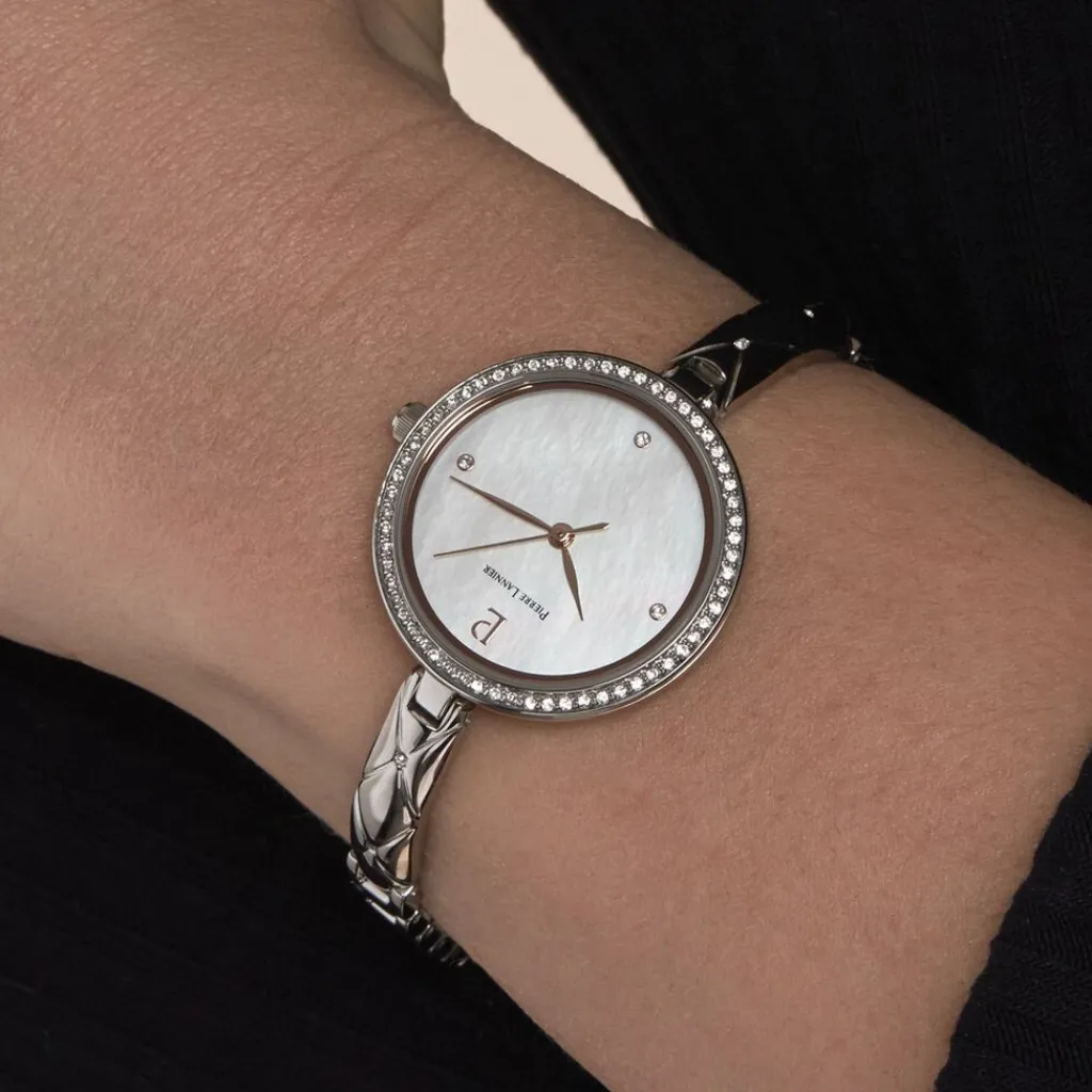 PIERRE LANNIER Montre Leia Blanc cadran argenté fond blanc bracelet acier argenté